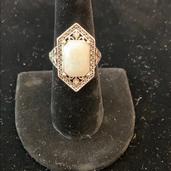 Jewelry - Opal Antique Vintage Style Silver fashion ring